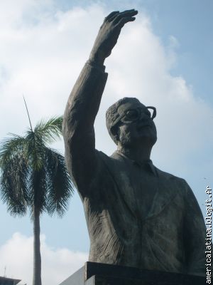 Salvador Allende sur l avenue des presidents